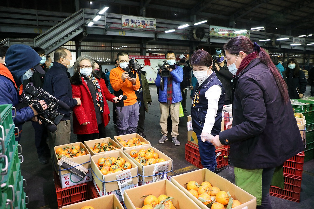 盧市長視察果菜市場。 圖:台中市政府/提供