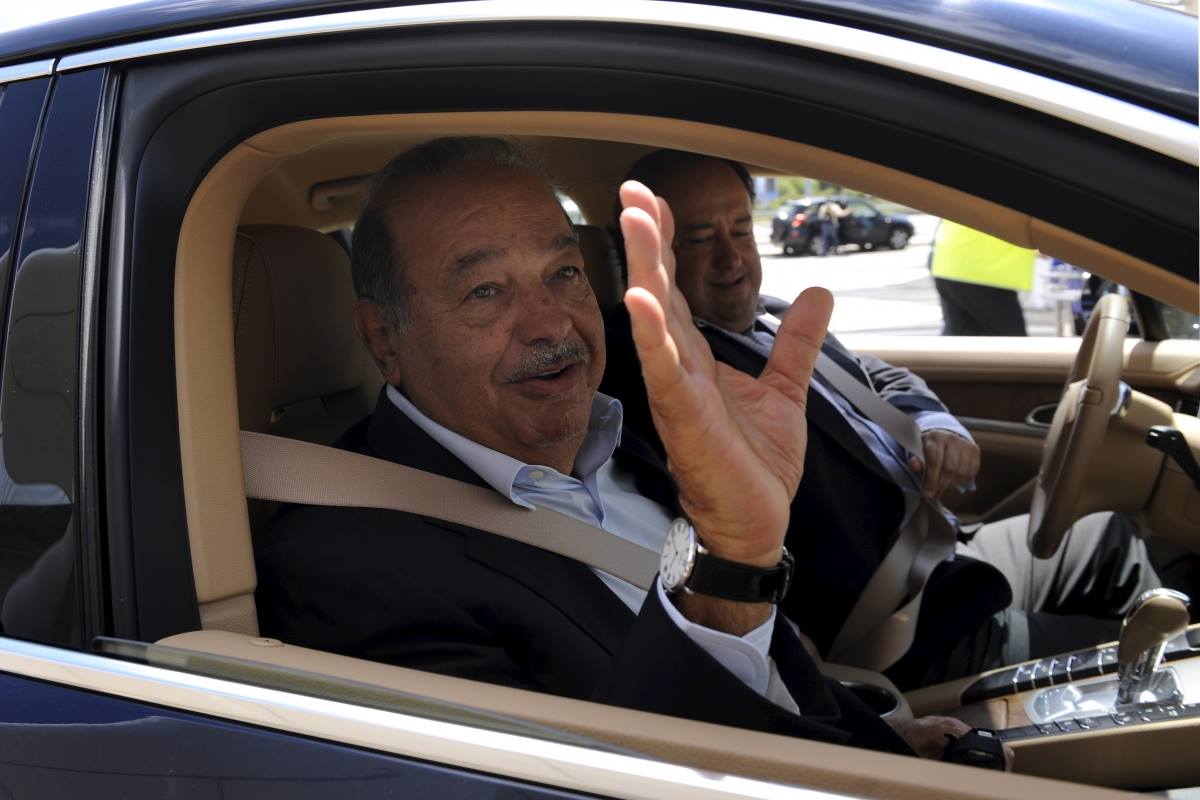 墨西哥電信大亨史林（Carlos Slim）。 圖/截取自https://www.facebook.com/carlosslimfan
