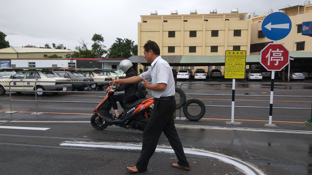 機車考照名額似乎供不應求，讓許多民眾直呼搶不到名額。 圖：取自交通部