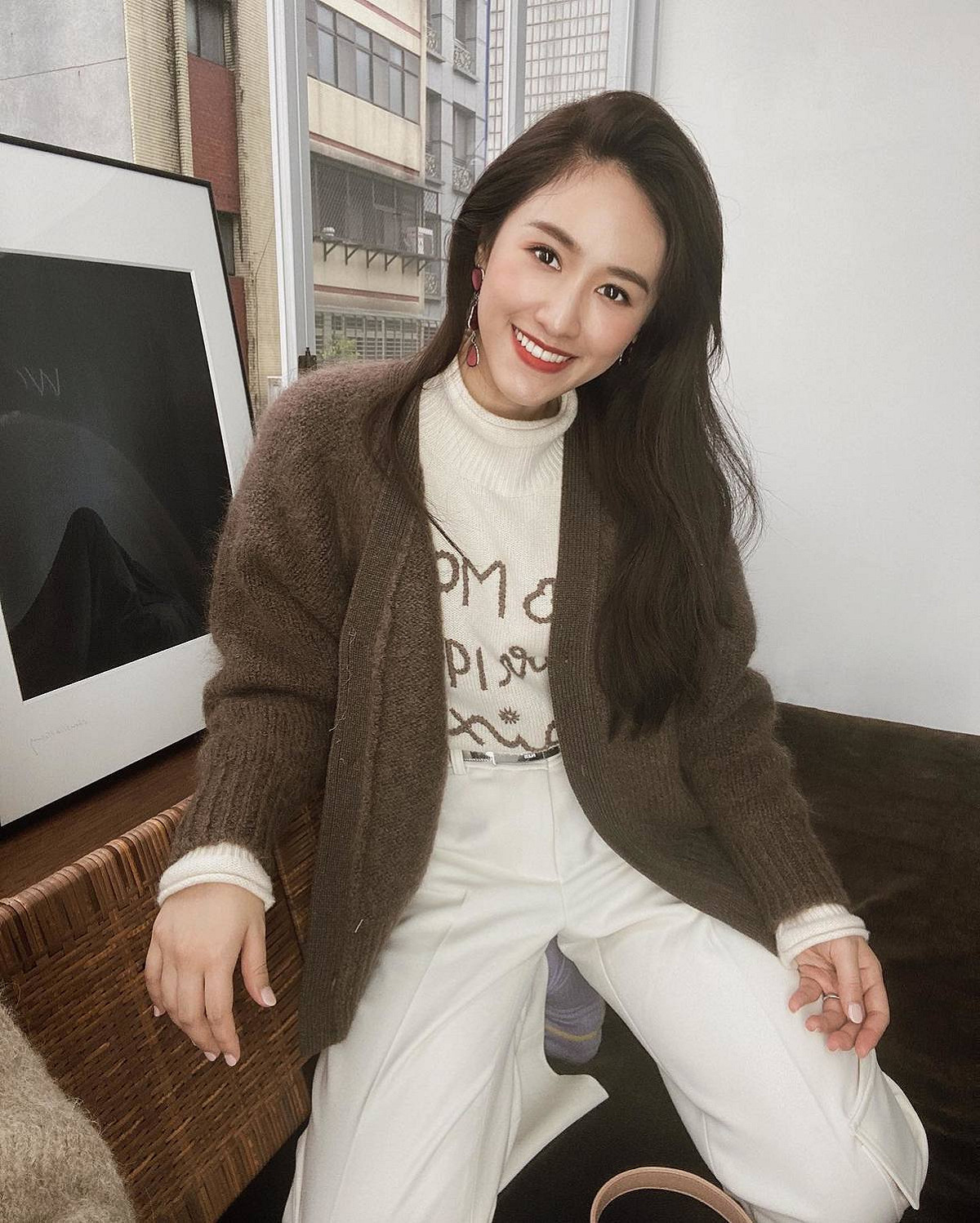 Sandy吳姍儒主持尾牙從沒遇過性騷擾，自嘲是自己條件不夠好。 圖：翻攝自Sandy吳姍儒臉書