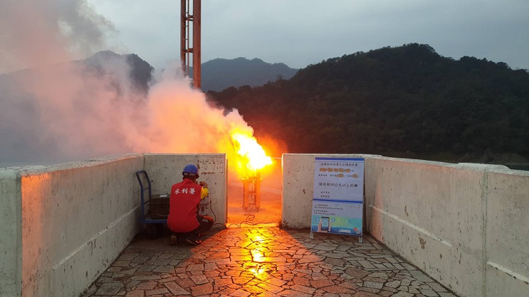 昨（10日）12座水庫昨日實施人工增雨，加上鋒面來襲，全台水庫增加了1000萬噸以上水量。 圖 : 翻攝自水利署官網