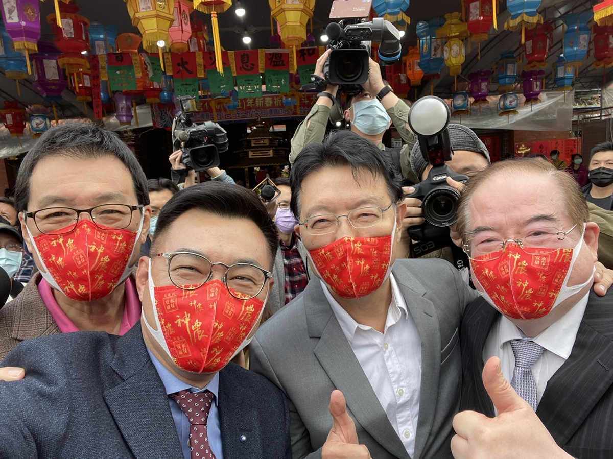 趙少康（右二） 圖：國民黨／提供