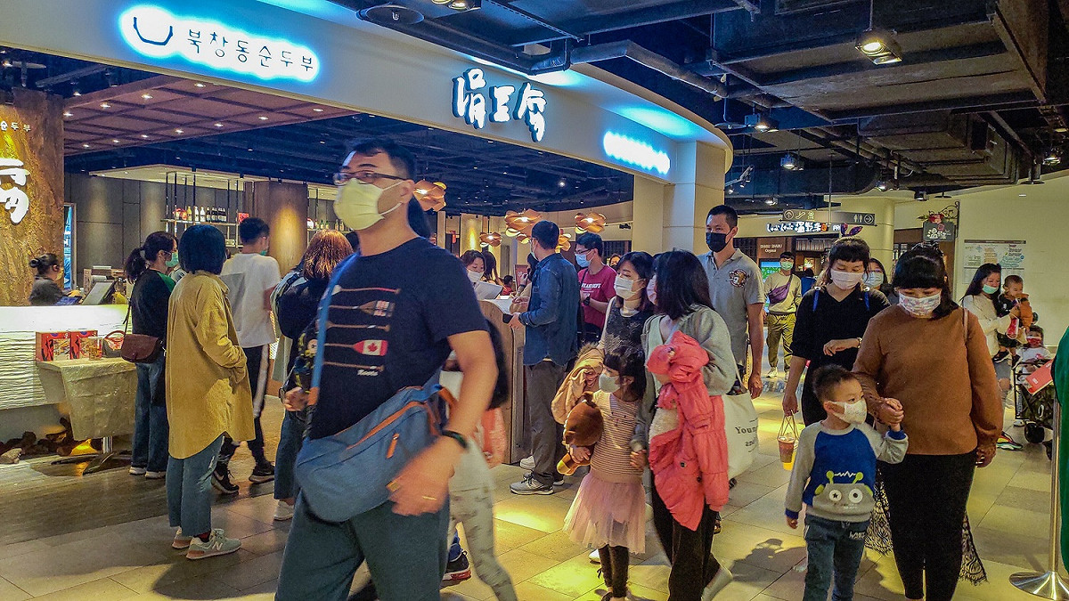 麗寶Outlet Mall-全館主題餐廳廣受饕客喜愛現場皆需候位50組以上。 麗寶渡假區/提供