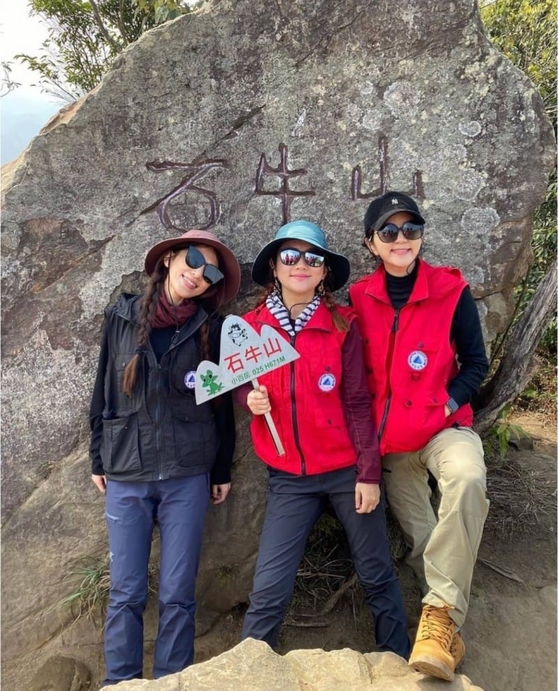 開工前S.H.E.三人再次相聚，相約爬山。 圖：翻攝自Instagram/hebe_tien_0330