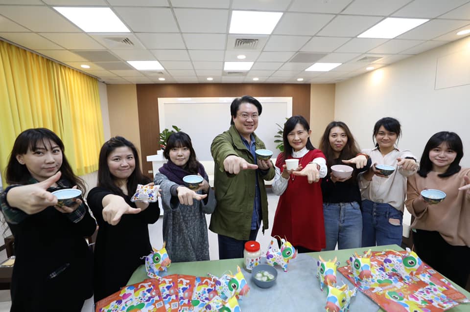 基隆市長林右昌廣發戰帖 圖:擷取自臉書