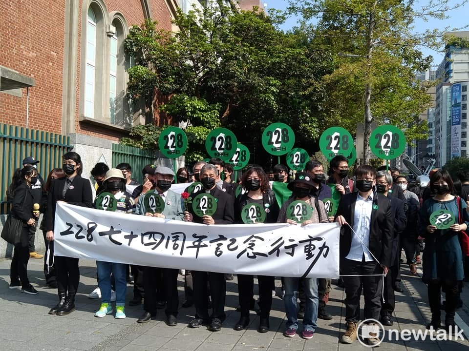 50 多個民間團體發起「228・0 記念行動」。 圖：林冠妙／攝