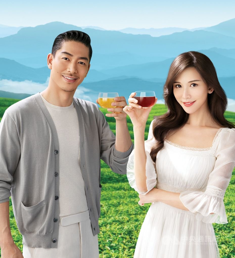 名模林志玲2019年與日本歌手AKIRA結婚後，首次合體代言茶飲。 圖：御茶園/提供
