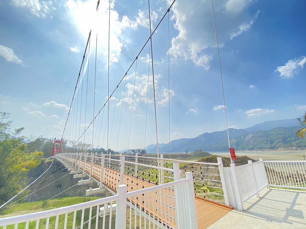 嘉義縣大埔鄉情人公園的同心吊橋，適合情侶約會。圖： 嘉義縣政府/提供