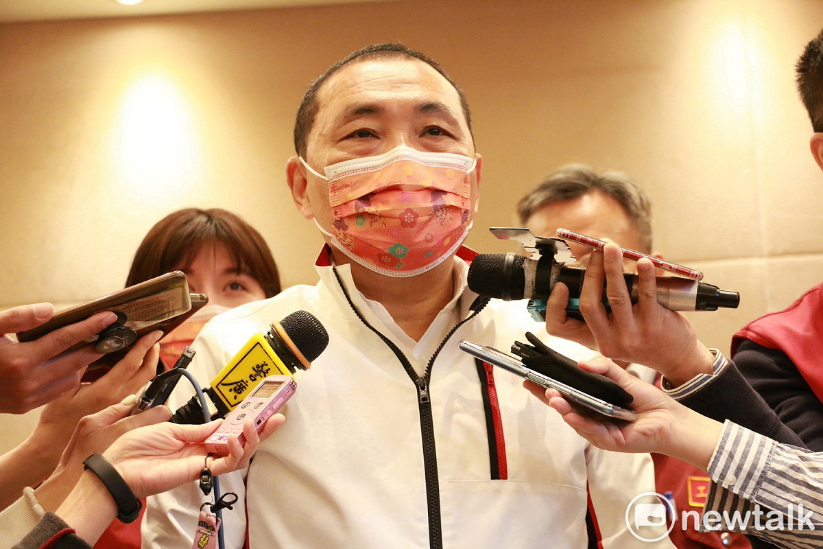 侯友宜說，樂見大家出來承擔做事，祝福他們都能心想事成。 圖：林昀真/攝