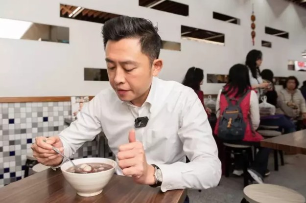 林智堅推薦新竹的「光華冰菓店」。