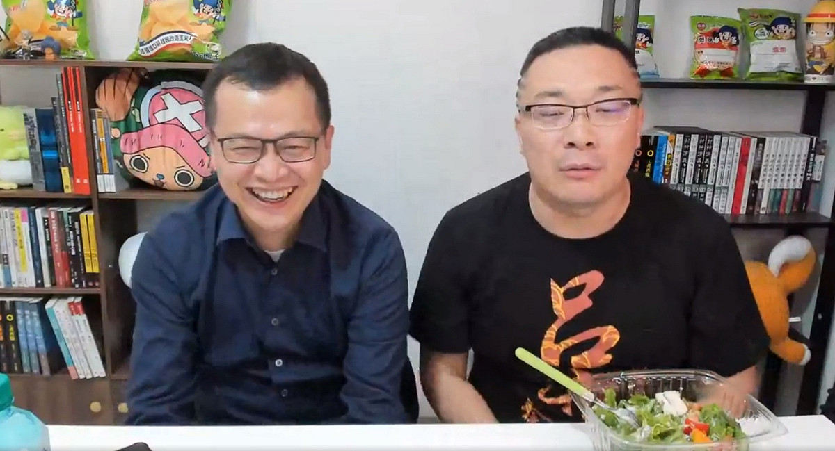 朱學恒與羅智強合體直播 圖:擷取自臉書