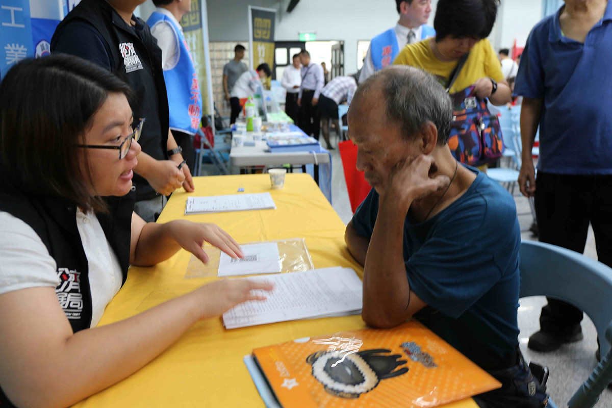 新北市未登記工廠輔導業務榮獲經濟部評定為甲組及六都唯一「優等」，連續5年獲得中央肯定。 圖：新北市經發局提供