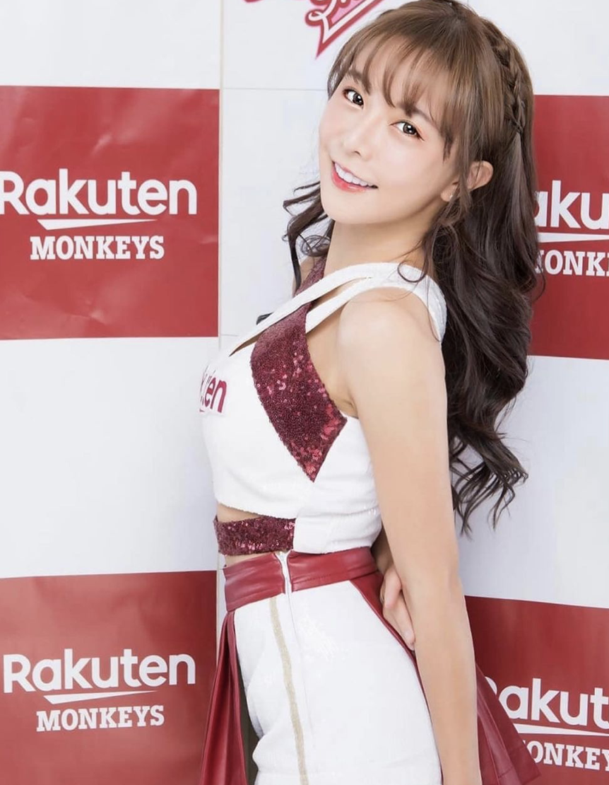 中職樂天女孩隊長「巫苡萱」卸任。 圖：翻攝IG／巫苡萱