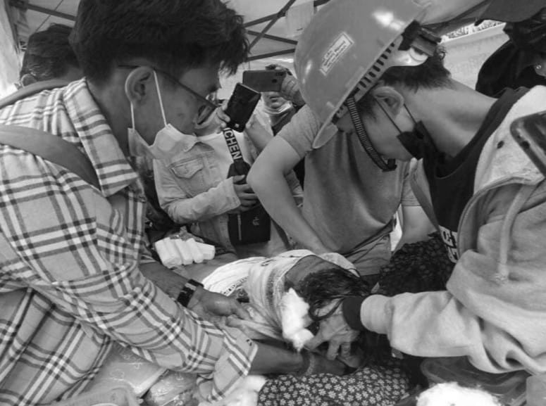 根據緬甸媒體報導和目擊者說法，緬甸安全部隊3日向反軍方統治的抗議民眾開火，造成至少38人喪命。 圖：翻攝推特