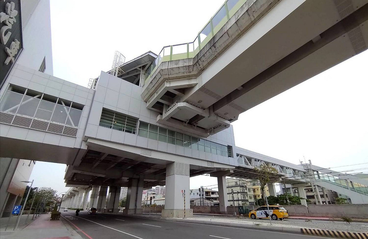 中捷車站開放天橋通行。 台中市政府/提供