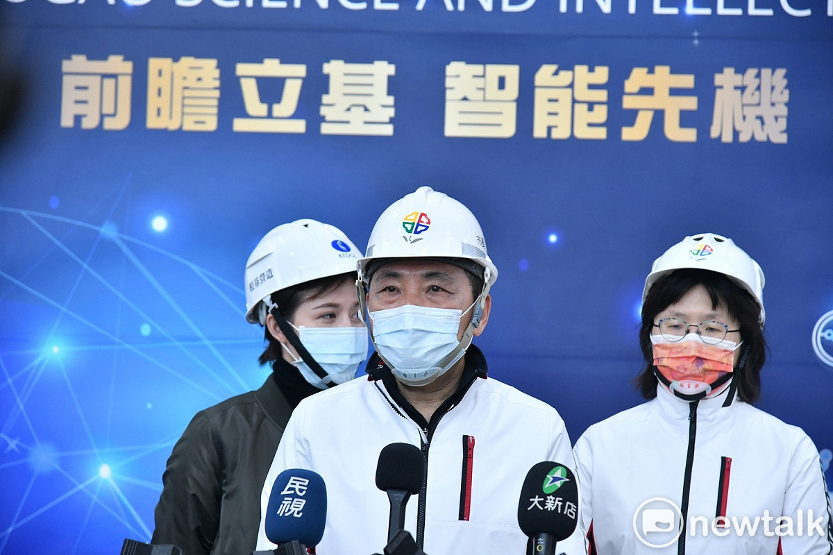 侯友宜認為，每一位政府首長有責任率先施打新冠肺炎疫苗，讓民眾安心。 圖：林昀真／攝