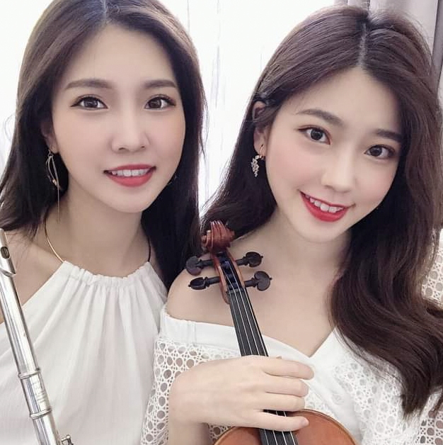 才藝姐妹，姊姊Annie(左)、妹妹Mimi(右)。 圖：翻攝臉書／長笛琴人Annie&amp;Mimi