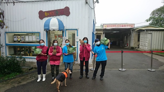 中和動物之家準備好食材。 圖：新北市動保處提供