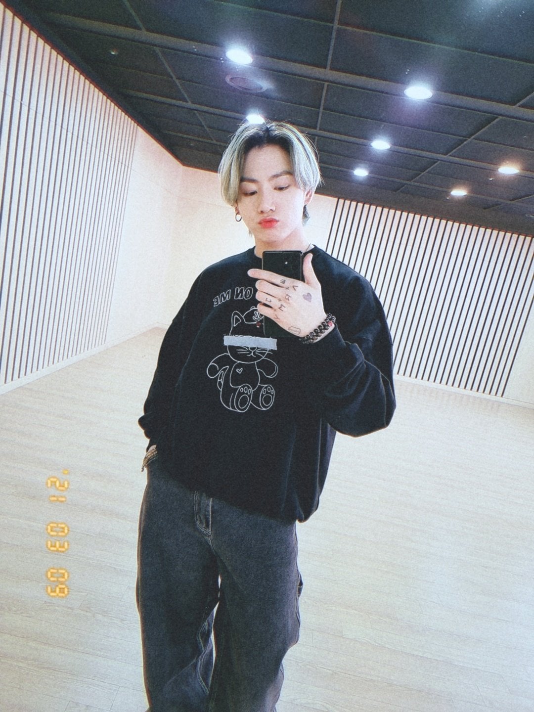 BTS柾國再次發揮驚人的帶貨能力。 圖：翻攝自BTS推特