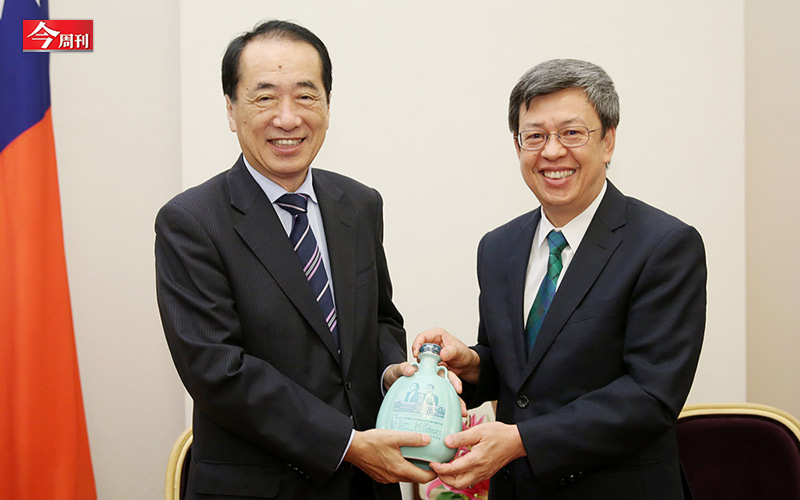 《今周刊》專訪災難發生當時，日本的最高決策者菅直人(左)，從決策者的角度回顧這場人類史上最嚴重的核災事故。 圖：今周刊/提供