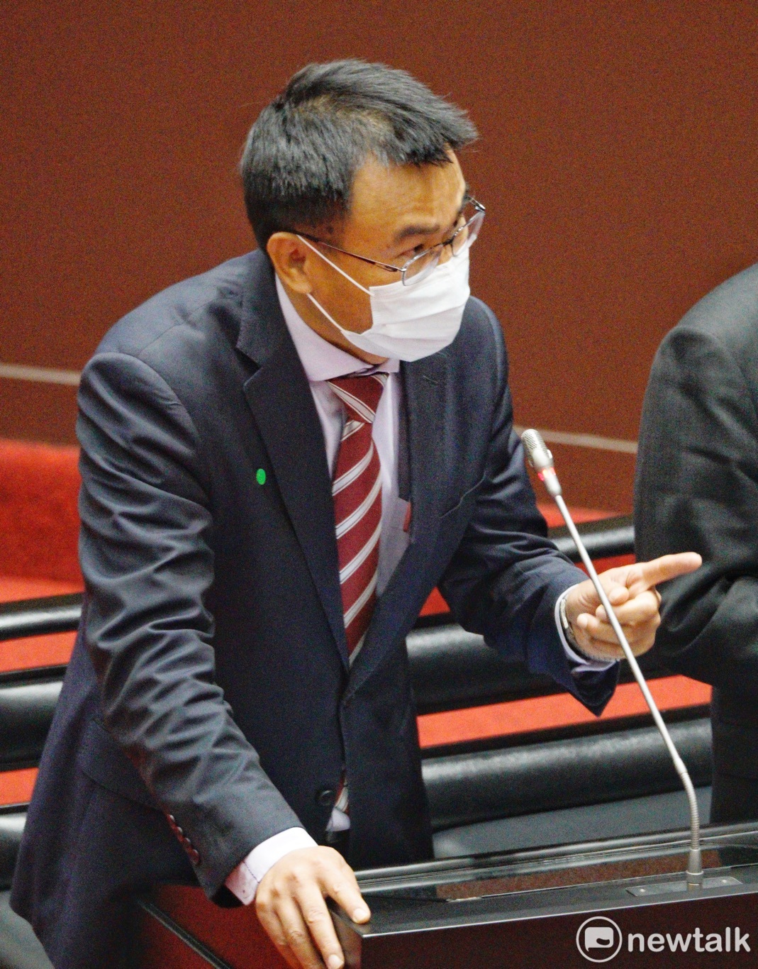農委會主委陳吉仲表示，對於保護藻礁、減煤降空汙的問題，有信心可以找到具體的解決方案。 圖：張良一/攝（資料照）