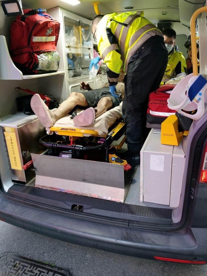 前空姐丈夫緊急送醫。 圖:豐原緊急救援隊提供