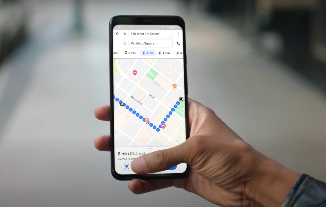 Google地圖發表多項新功能，包括捷運車廂擁擠程度預測、區域繁忙度監測等。 圖：擷取自Google Maps Youtube