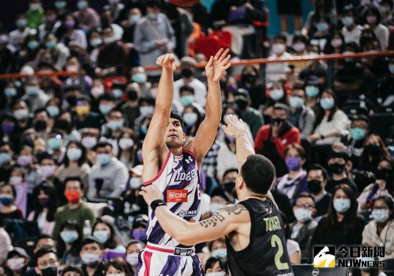 攻城獅拿下二連勝 圖:nownews提供