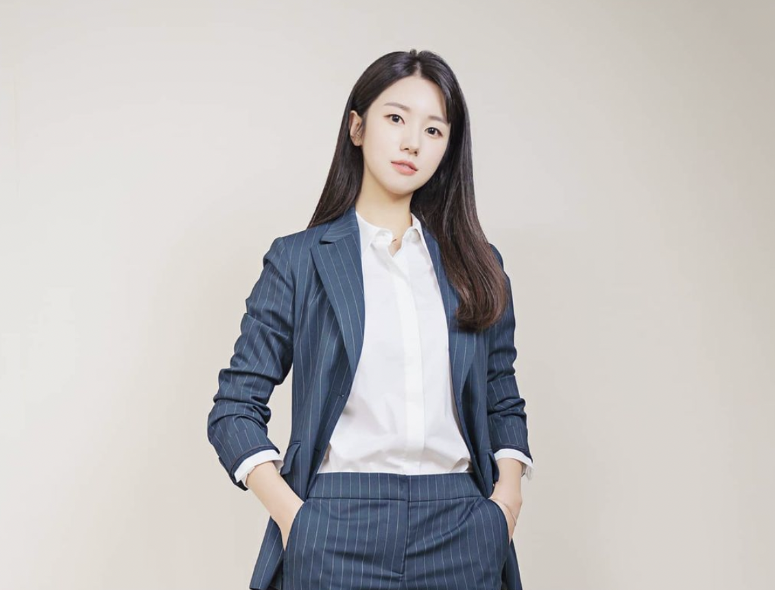 補習班高人氣女教師，朱睿知。 圖：翻攝IG／yj_jena