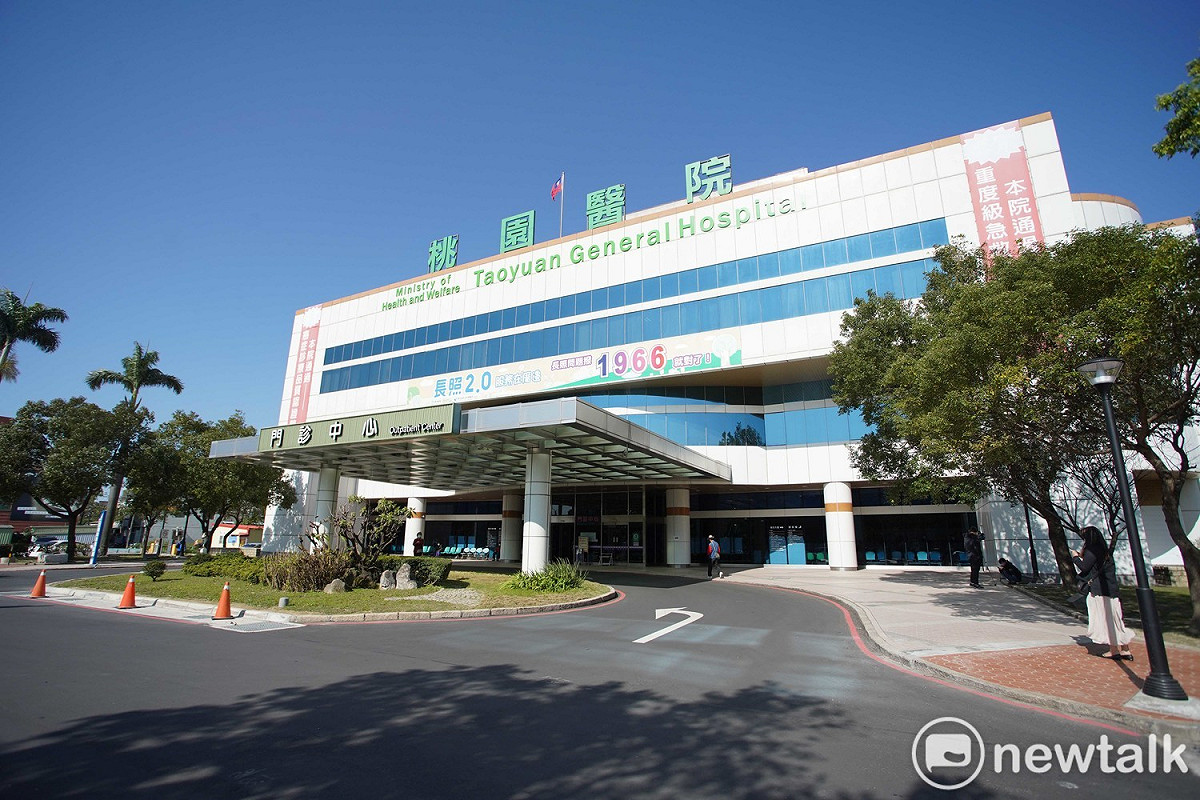 包括部立桃園醫院等桃市6家醫院，自即日起調降新冠肺炎自費篩檢金額為5千元。 圖：林昀真/攝
