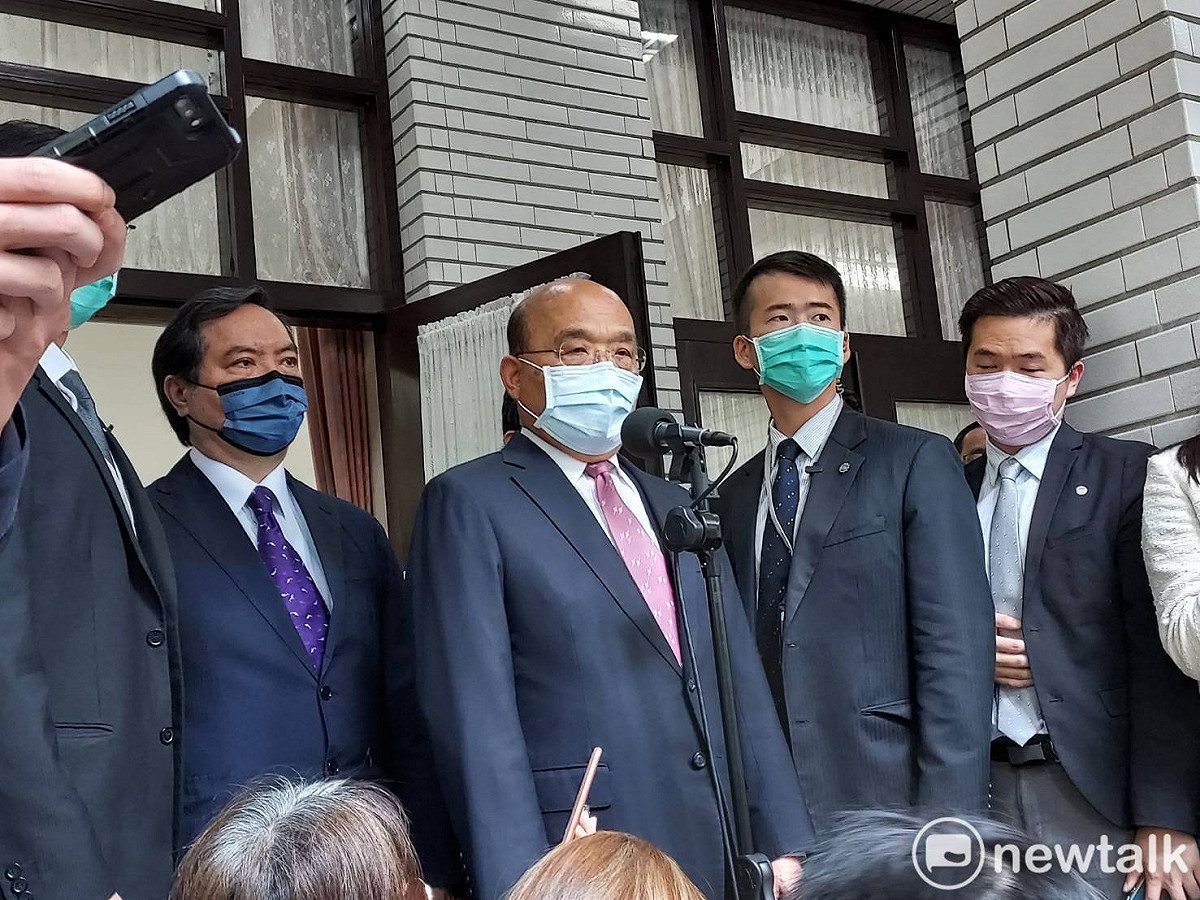 蘇貞昌接受媒體訪問。 圖:陳佩君/攝
