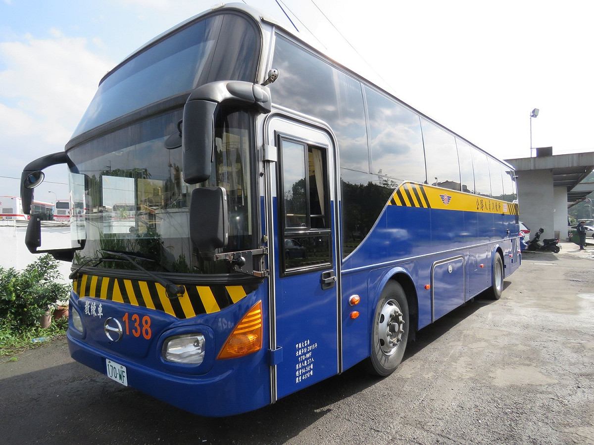 15年以上遊覽車延壽計畫今年1月上路。 圖：取自公路總局