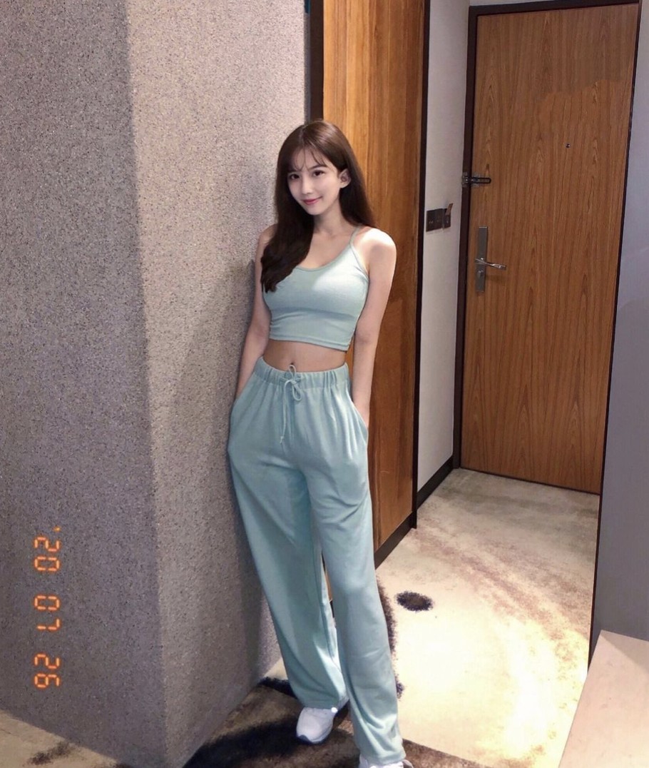 華藝正妹劉坊萱。 圖：翻攝IG/hsuan_0910
