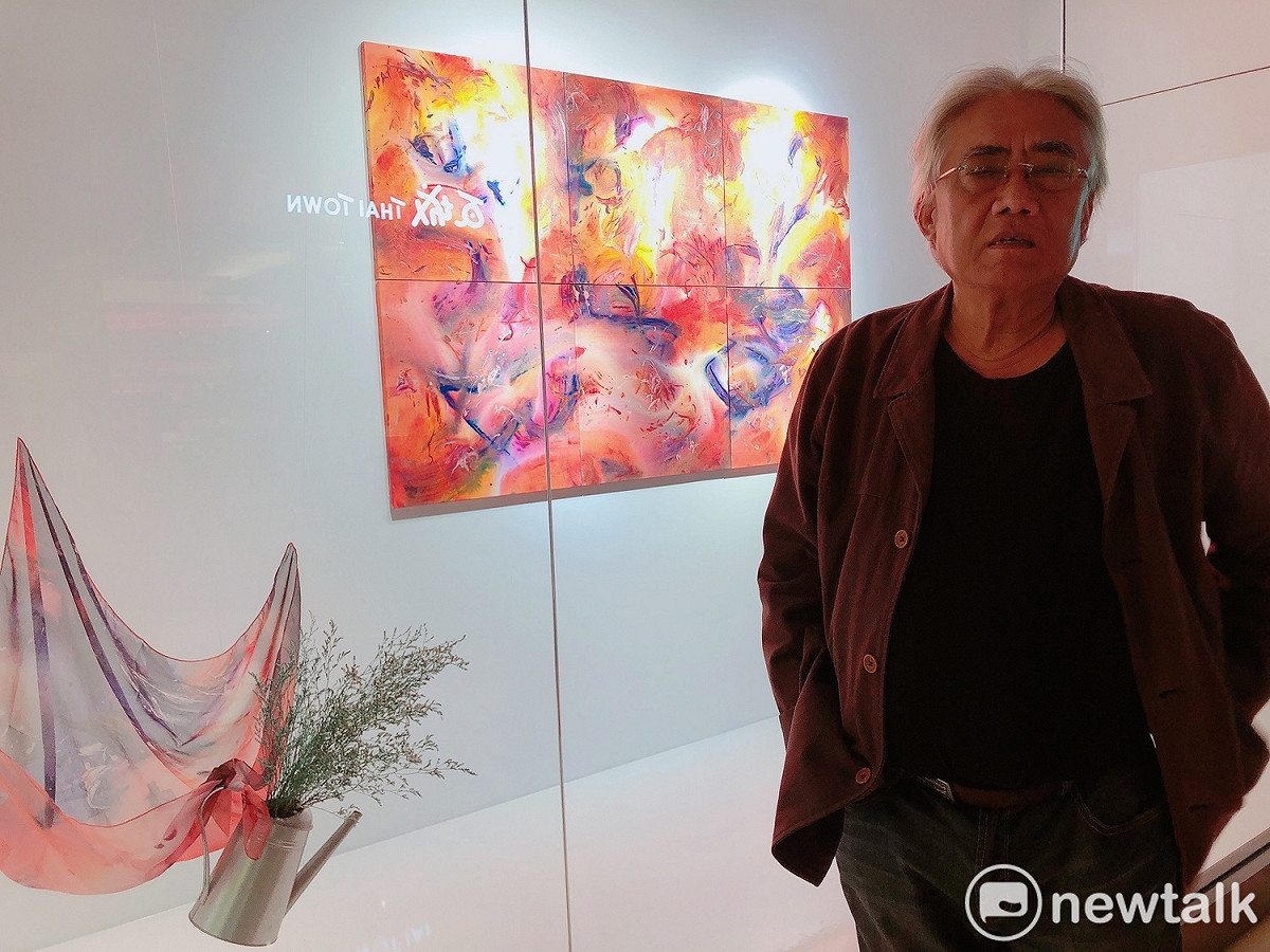 中友時尚藝廊即日起展出國內抽象畫大師-紀向的「意念藝術創作展」。 唐復年/攝