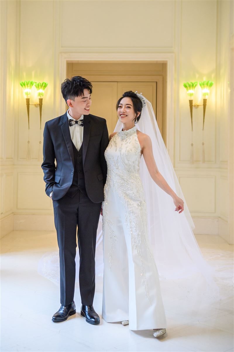 貝童彤夫妻原計畫去年4月辦婚宴，但遇到疫情攪局，順延至昨日（21）在文華東方補辦。 圖：星恆娛樂提供