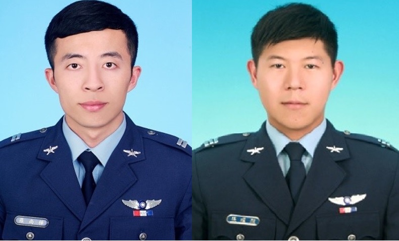 F-5E戰機飛官羅尚樺中尉（左）送醫不治殉職，潘穎諄上尉（右）尚在漏夜搜救。 圖：國防部提供(資料照片)
