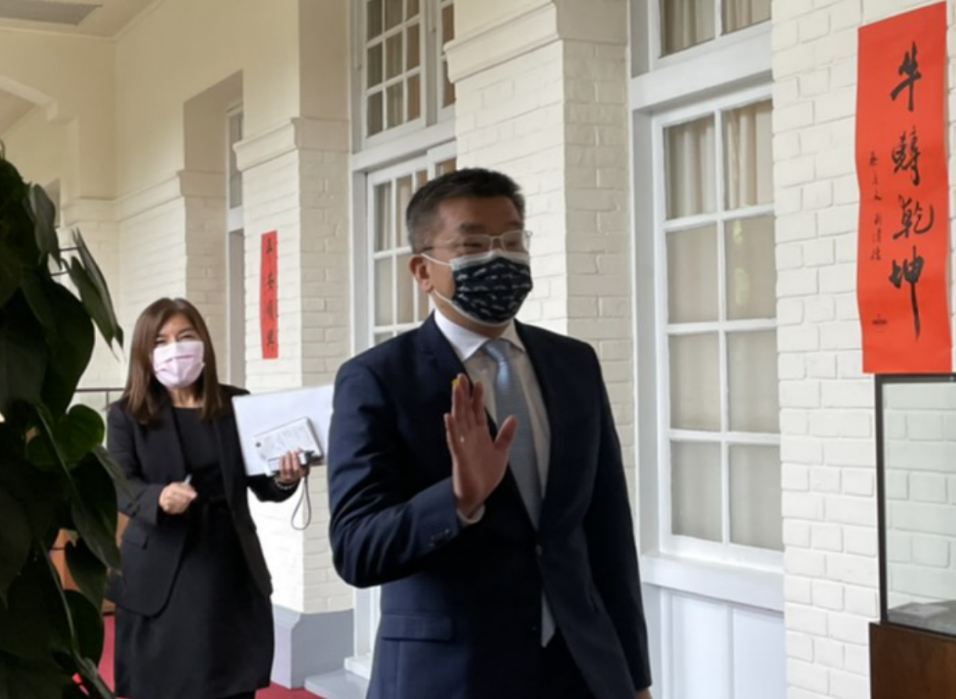 蔡其昌上午在立院接受媒體訪問。 圖 : 陳佩君/攝