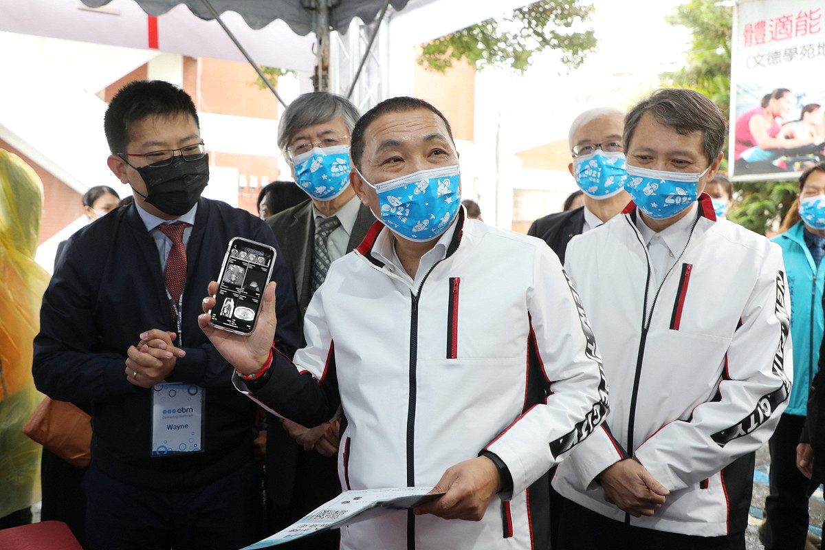 2021新北市校園就業博覽會吸引多家知名廠商進駐校園，提供逾2000職缺大舉徵才。 圖：新北市勞工局提供