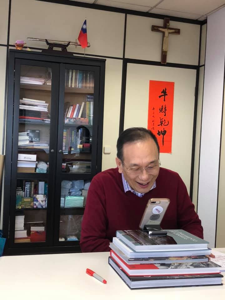 駐西班牙代表劉德立29日接受「今日亞洲」（Asia Hoy）節目專訪，分享台灣防疫經驗，並強調台灣拒絕一國兩制。 圖：取自駐西班牙台北經濟文化辦事處網站(資料照)