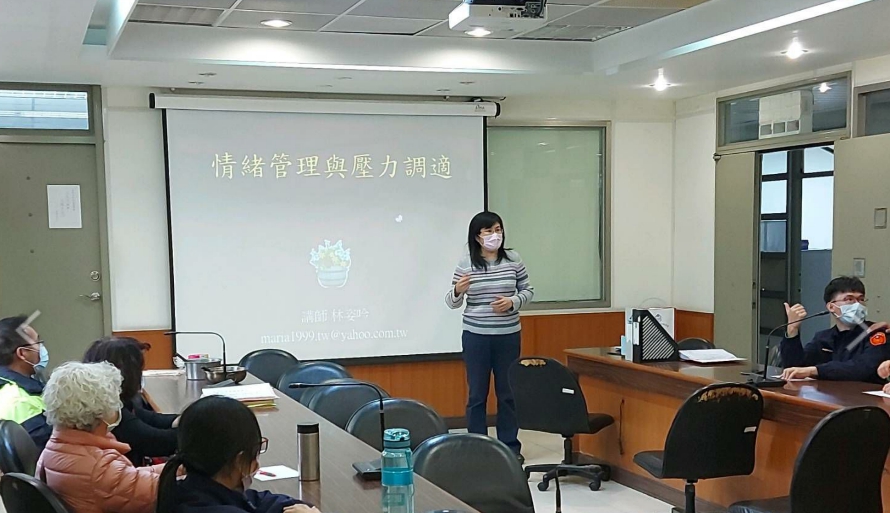 林姿吟強調，助人者同樣會經歷災難現場重現、再度受到驚嚇、無力感或無助感湧現的重大創傷候症候群，只是限於助人的的角色，常常忽略或隱藏這樣的徵兆。 圖 : 林姿吟 / 提供