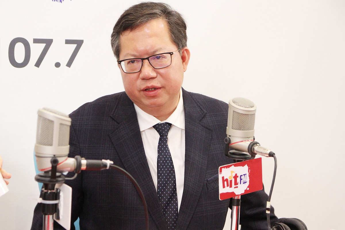鄭文燦認為，現階段最重要的是台鐵事故的救災與復原工作，台鐵的改革勢在必行，但不需要無限上綱或泛政治化。 圖：「Hit Fm《周玉蔻嗆新聞》製作單位／提供