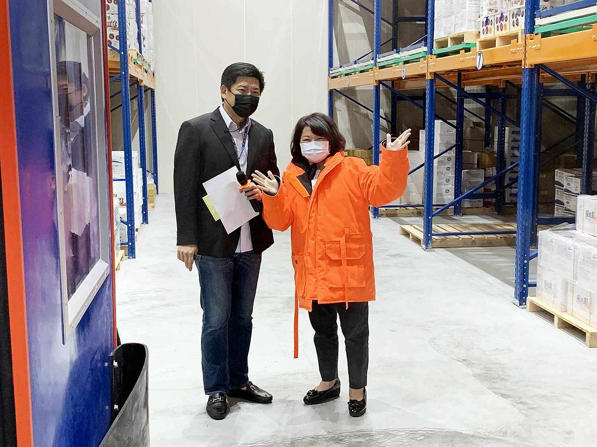 嘉義市長黃敏惠參訪大鼎冷鏈公司。 圖：嘉義市政府/提供