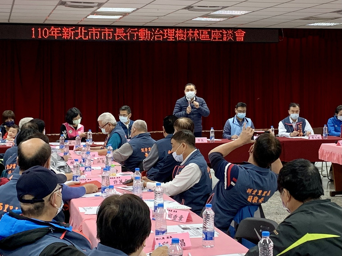 侯友宜主持樹林區110年市長行動治理座談會議。 圖：新北民政局提供