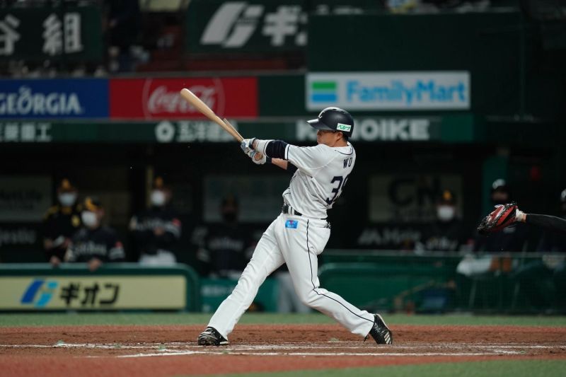 連9場先發！西武吳念庭扛五棒