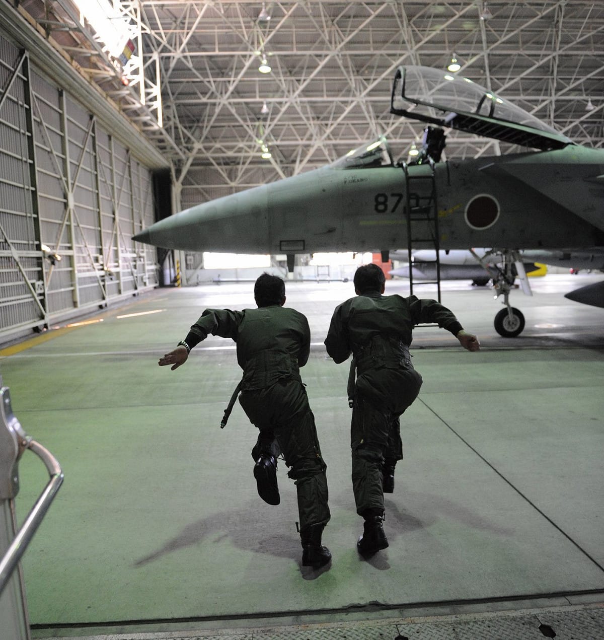 對於美日8日實行聯合訓練，日本航空自衛隊今日表示，聯合訓練目的主要是為了強化日美同盟的嚇阻力與反應能力，不過有日媒評論，美日此舉意圖制約中國。 圖：翻攝自日本航空自衛隊推特