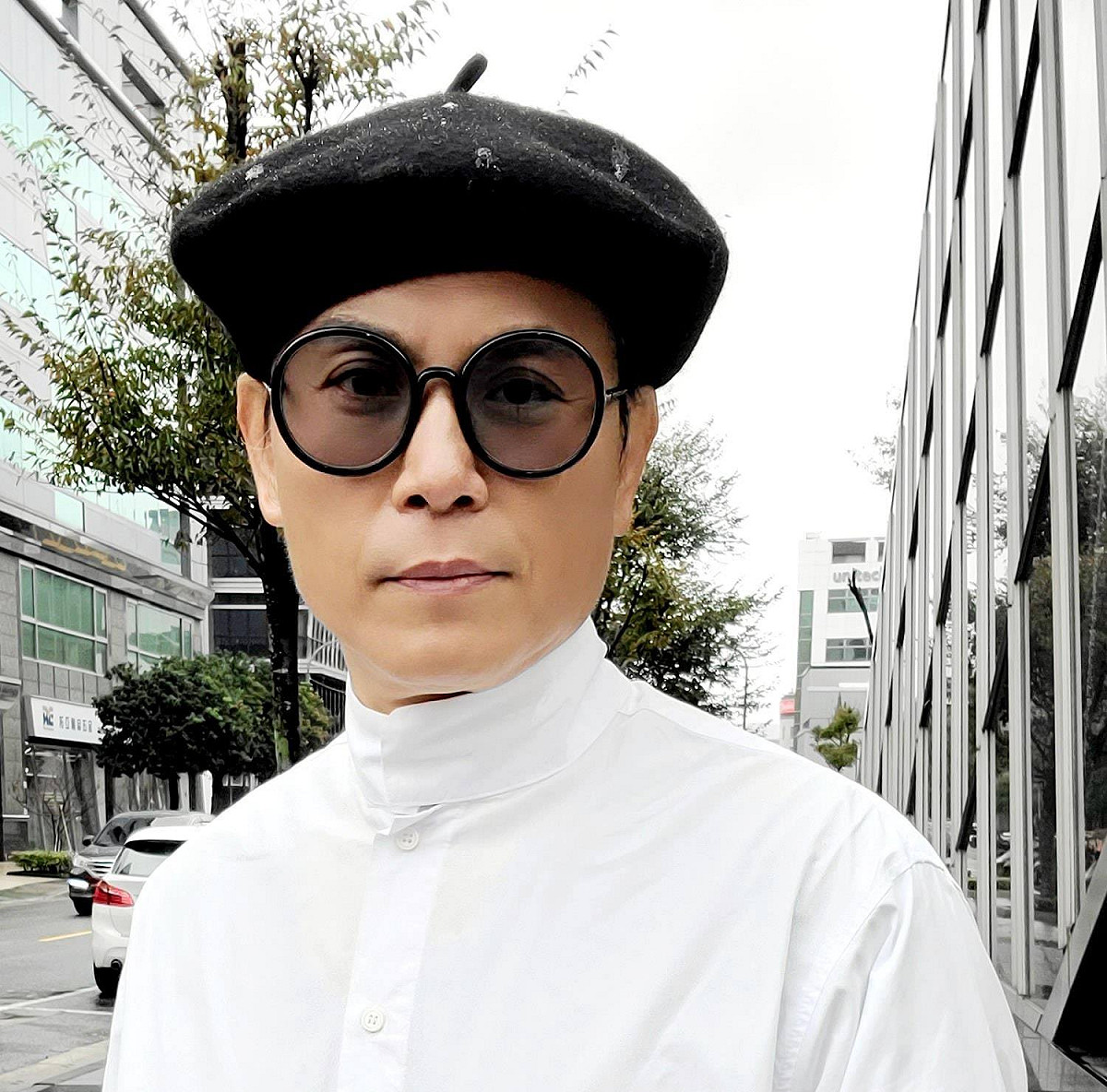 陳霆被開單後的反應曝光後，正面態度也獲得大票網友好評。 圖：翻攝自陳霆FB
