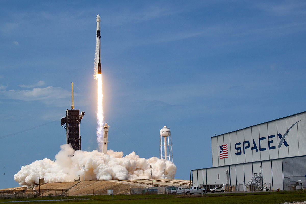 太空探索公司SpaceX近期有三名高管求去，外媒認為可能動搖其在業界的領導地位。 圖：翻攝自SpaceX推特