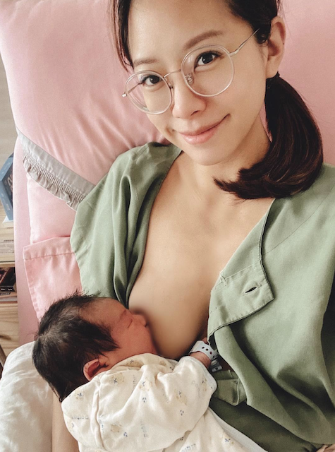 林萱哺乳照被嗆暴露。 圖：翻攝IG／mimichellelin
