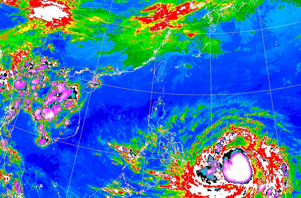 颱風「舒力基」目前強度為中颱，且今日預測路徑大幅向西調整。 圖：中央氣象局／提供