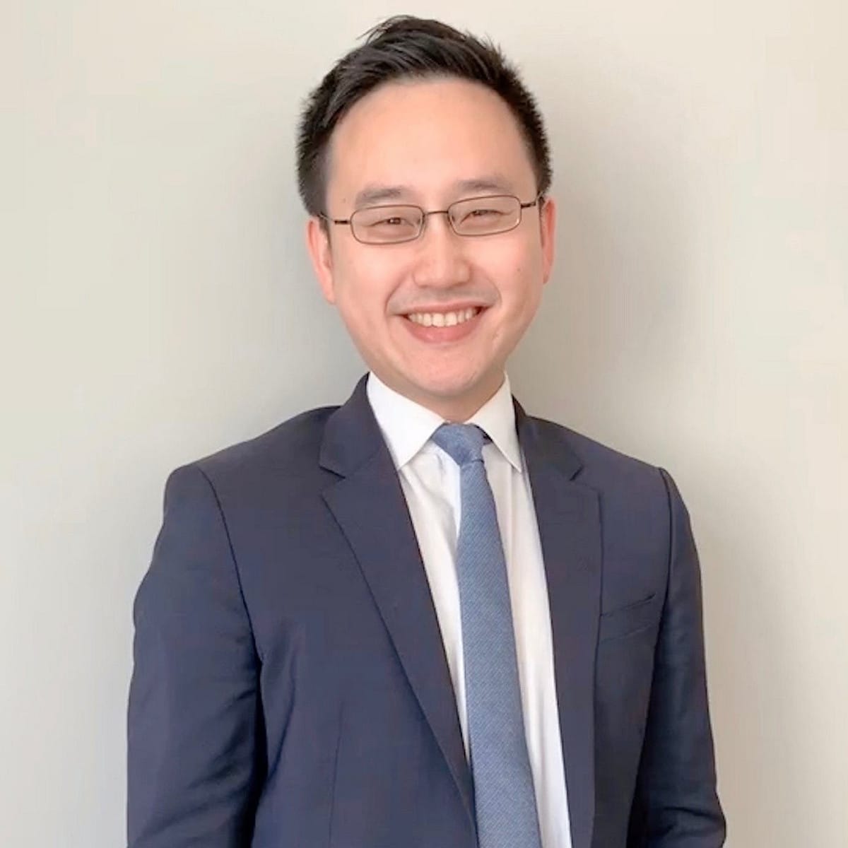 駐美代表處政治組長趙怡翔針對今年中將返台籌備參選一事回應，澄清回台時間尚未確定。 圖：翻攝自趙怡翔臉書